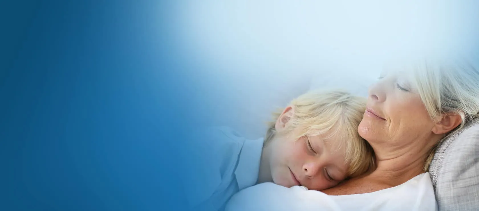 Physioassist Fabricant de matériel médical superposé sur la photo d'un enfant endormi contre sa mère sur un fond dégradé bleu et blanc